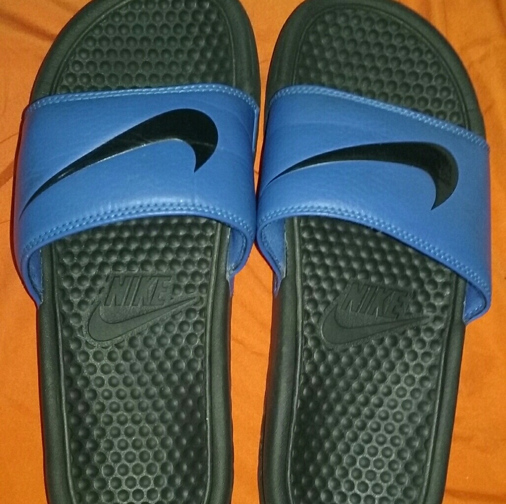 Nike woman's sandals